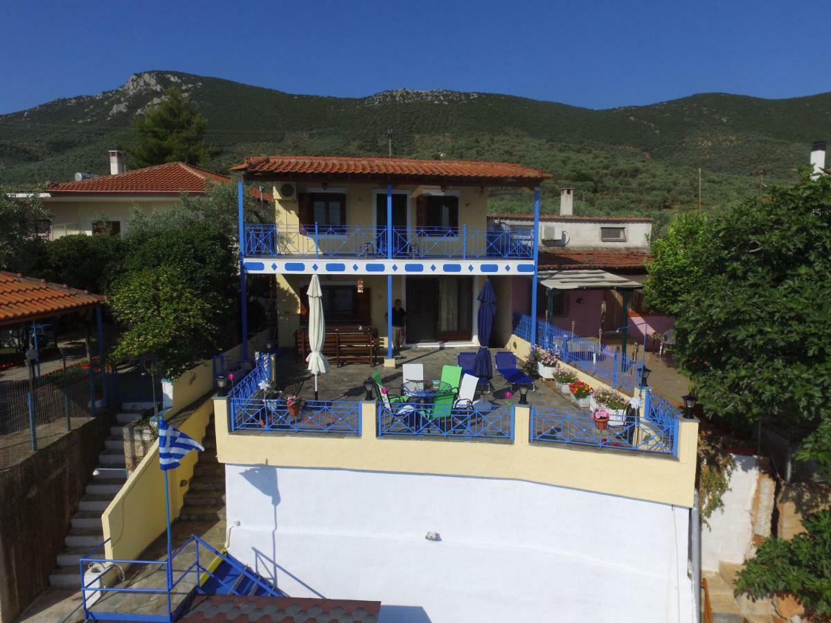 Δημήτρης Κωνσταντίνου Βίλα Σούρπη Εξωτερικό φωτογραφία